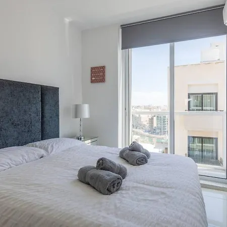 With Terrace * Saint Julian's